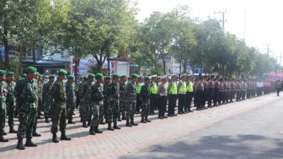 Dandim Dampingi Kapolres Tulungagung Pimpin Apel Gelar Pasukan Ops Mantap Brata 2023-2024
