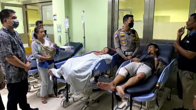 Peduli Korban Laka, Kasat Lantas Bersama PT. Jasaraharja Jenguk Langsung Bayi Aljendra Yang Berumur 21 Hari Di RSUD Dr Iskak Tulungagung