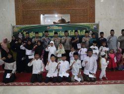 Peduli Sesama di Bulan Ramadhan, Polres Tulungagung Menggelar Doa dan Berikan Taliasih Kepada Anak Yatim