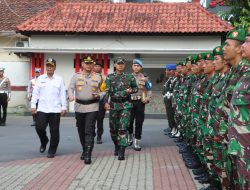 Pastikan Aman Lebaran, Polres Tulungagung Melaksanakan Apel Gelar Pasukan Operasi Ketupat Semeru 2024