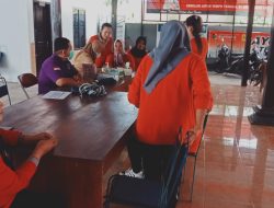 Pemdes Pakisrejo Menggelar Kegiatan Posbindu Senam Bersama Ibu-Ibu